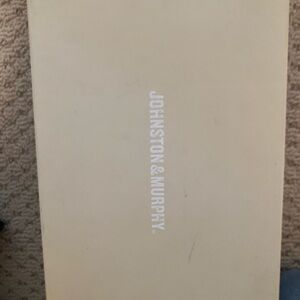 Beautiful red leather dress pumps